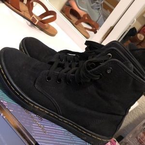 Dr. Martens All black Shore ditch Canvas